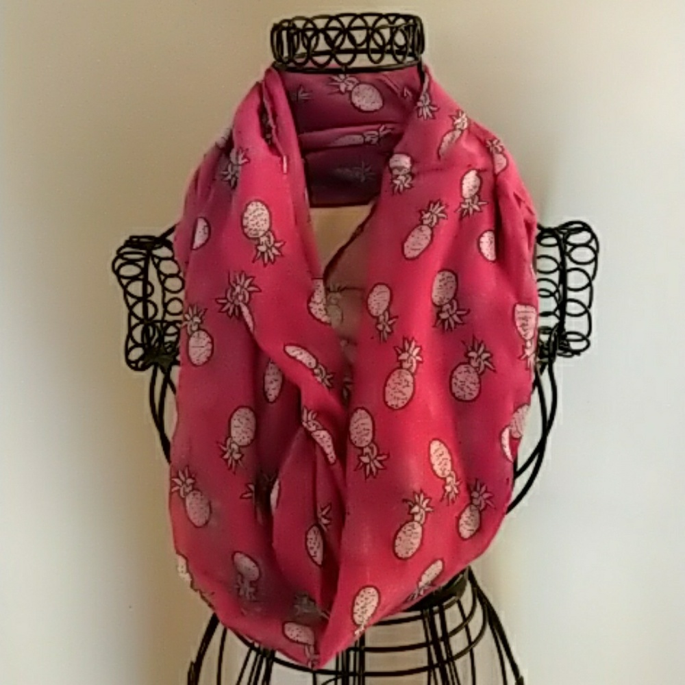 Womens pink pineapple scarf 15".